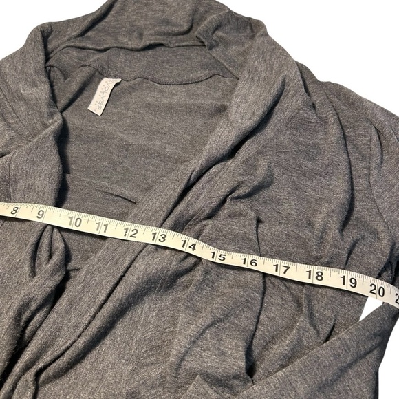 REVOLVE Los Angeles Blue Gray Waterfall Open Front Lighwt Cardigan Sz Small - Picture 7 of 8